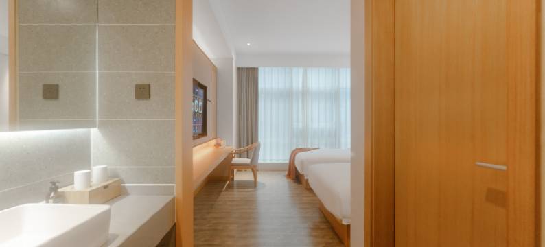 尚旅拾光酒店(泸州高铁站万达广场店)图片