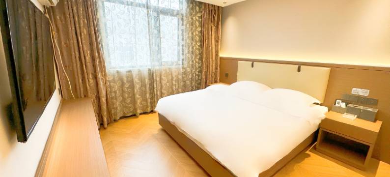 雅乐居主题酒店(郑州省体育中心王砦地铁站店)图片