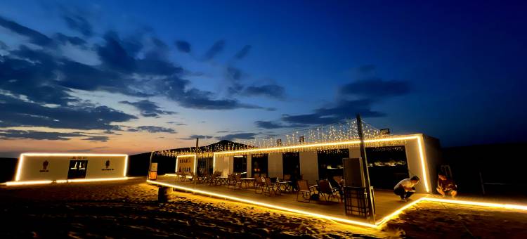 梦回丝路露营地图片