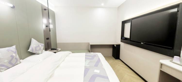 轻住·悦享酒店(宿迁泗洪商贸广场店)图片