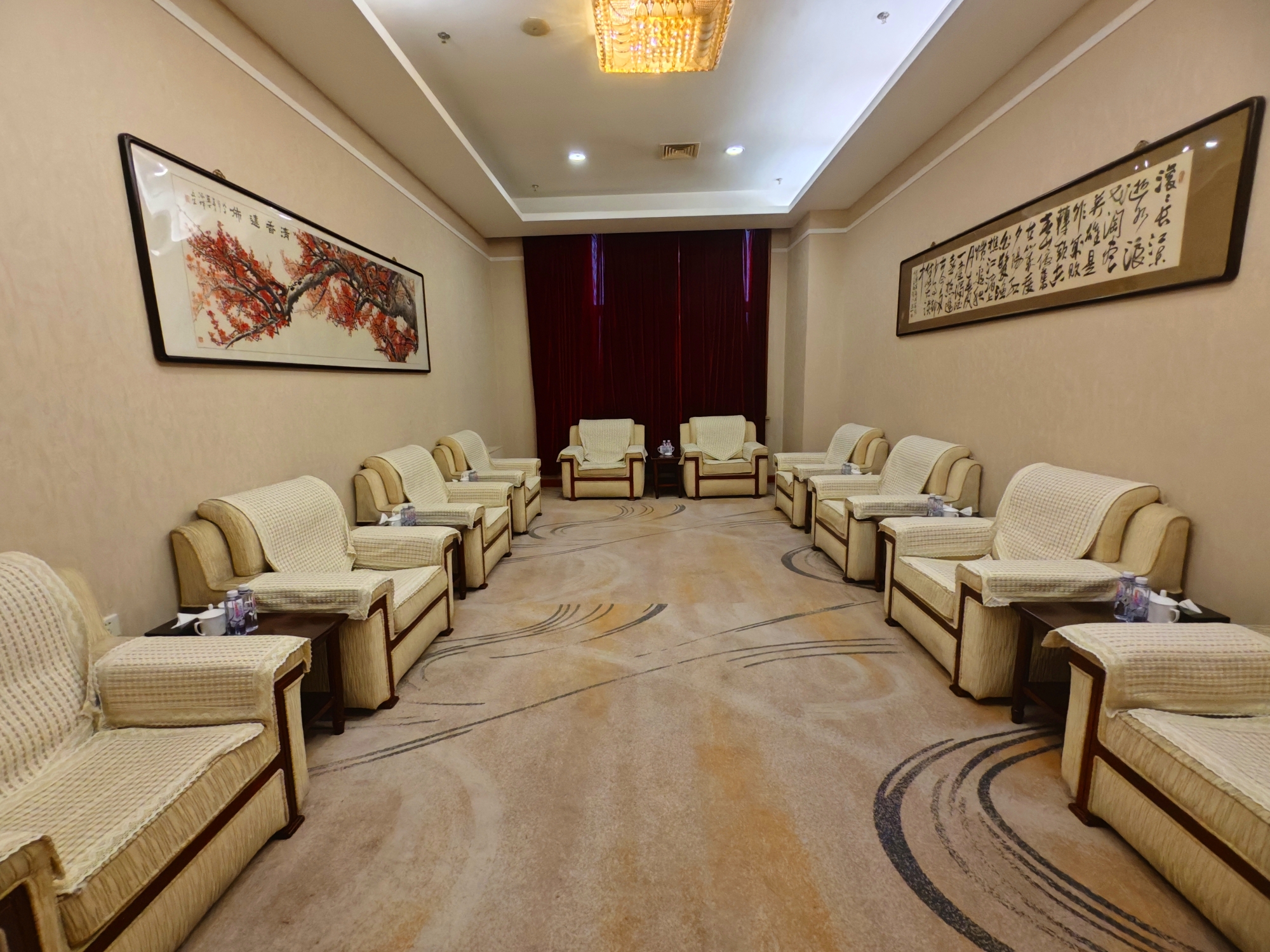 Longtang HotelOver view