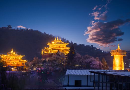 香格里拉陶然云筑.全屋供氧Villa度假山景美宿（独克宗古城店）外景图