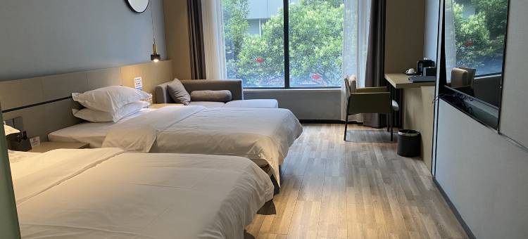云里酒店图片