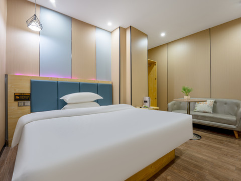 鑫华酒店(广州西门口地铁站西华路店)