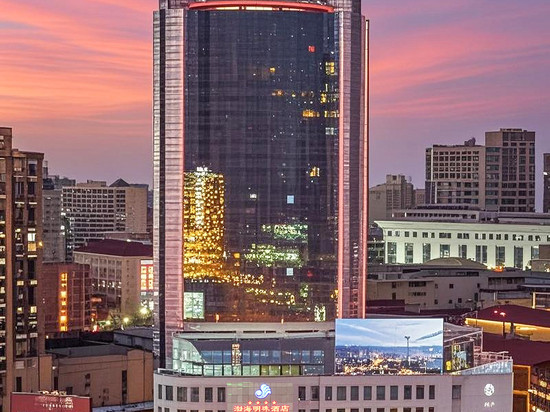 大连渤海明珠酒店(大连火车站店)