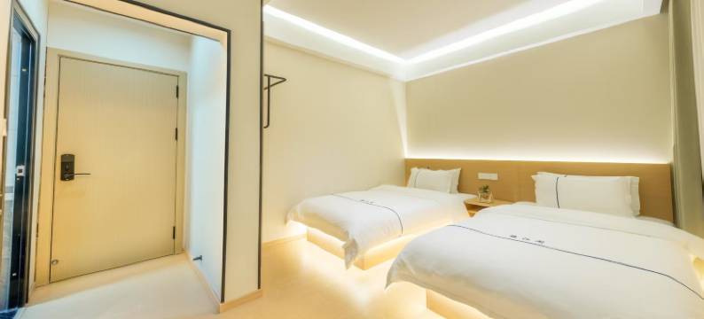 镇远悦享北岸民宿(镇远古城新大桥店)图片