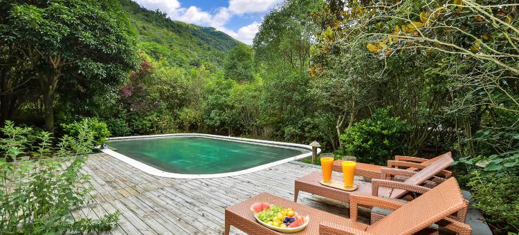 六盘水瀑布源酒店(六枝龙井生态温泉度假区店)图片