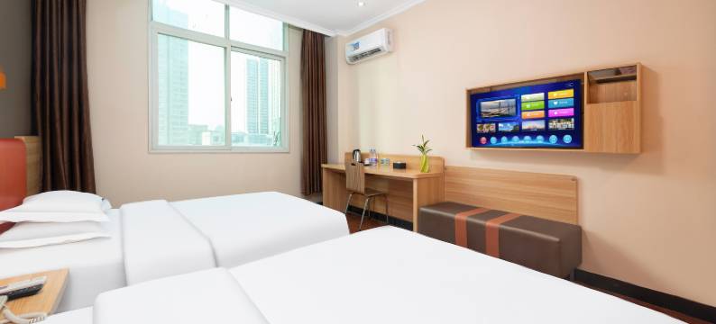 美城优品酒店(郑州探十里陇海西路地铁站店)图片