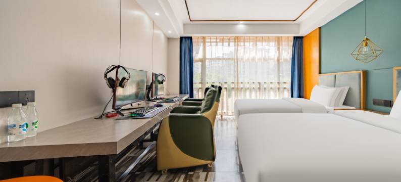 忠县桥林卓越电竞主题酒店图片