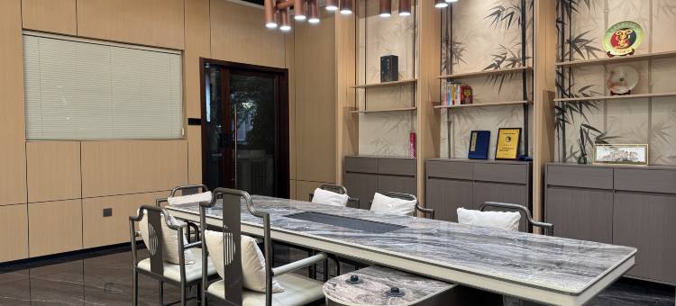 泗洪炎姜轻奢酒店(富园景都店)图片