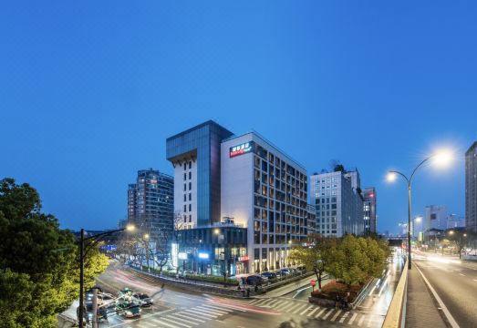 杭州庆春路城际酒店外景图