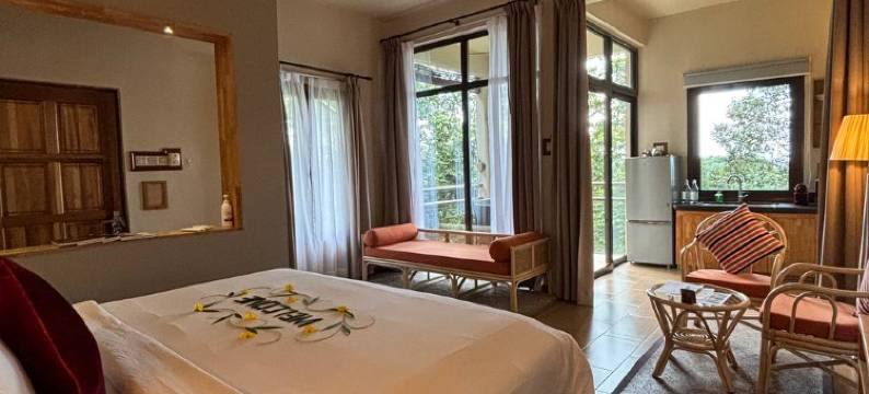 艾姆帮雨林度假酒店(Ambong Rainforest Retreat)图片