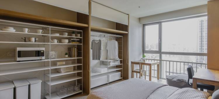 城家高级公寓(上海宝杨路地铁站店)图片