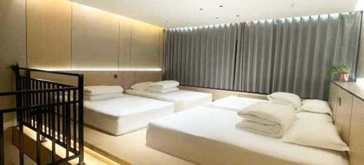 艺云美宿(信阳高铁东站店)图片