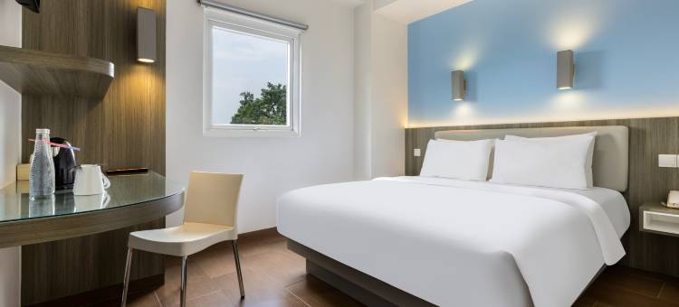 万隆牛仔裤街艾玛利斯酒店(Amaris Hotel Cihampelas Bandung)图片