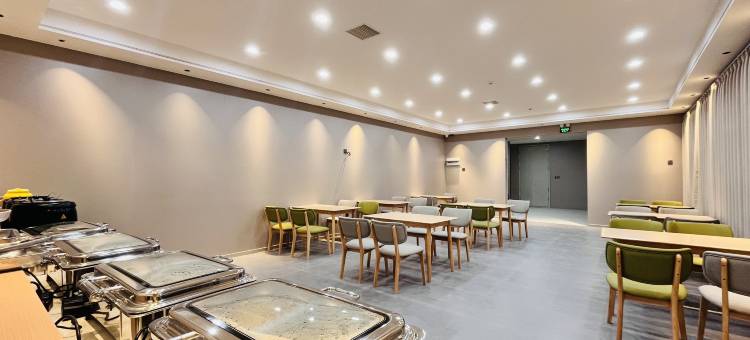 淅川米纳智慧酒店(淅川高级中学店)图片