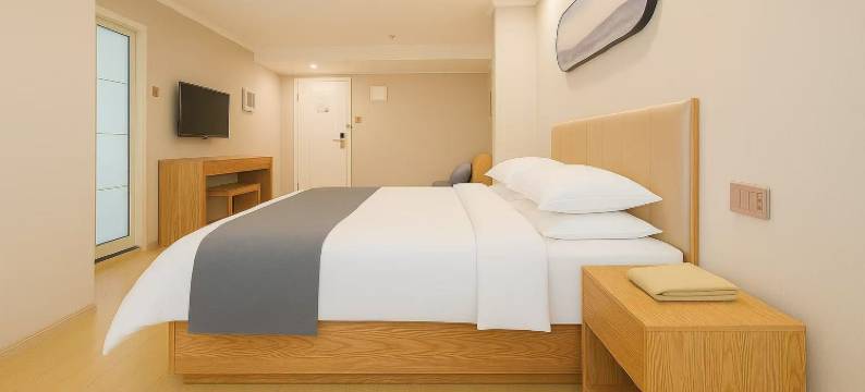 亿宝精选酒店(厦门火车站莲坂地铁站店)图片