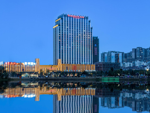 贺州泽森华美达广场酒店