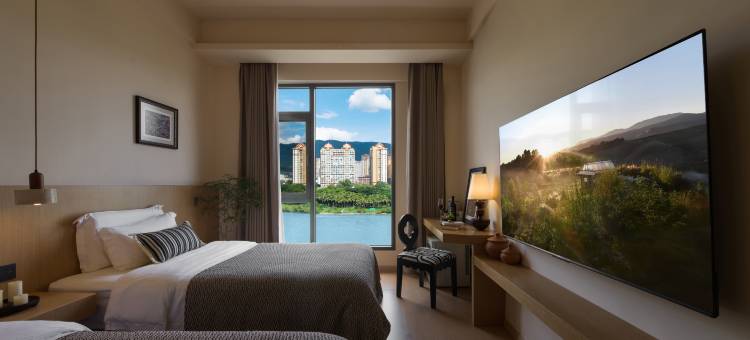 云隐·日出江景酒店(西双版纳景洪澜沧江滨江大道店)图片