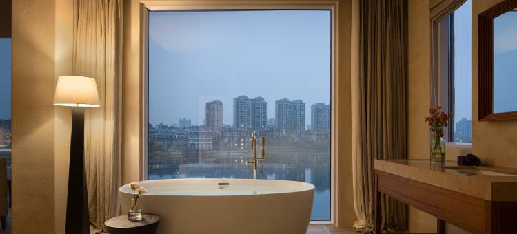 璞屿汐上·Panorama Villa | 江景度假民宿(郴州资兴东江湖店)图片