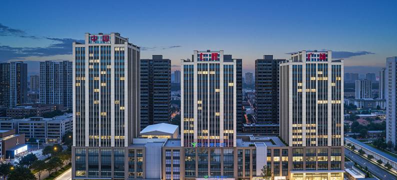 叶与晨电竞电影酒店(天一城七煕易购店)图片