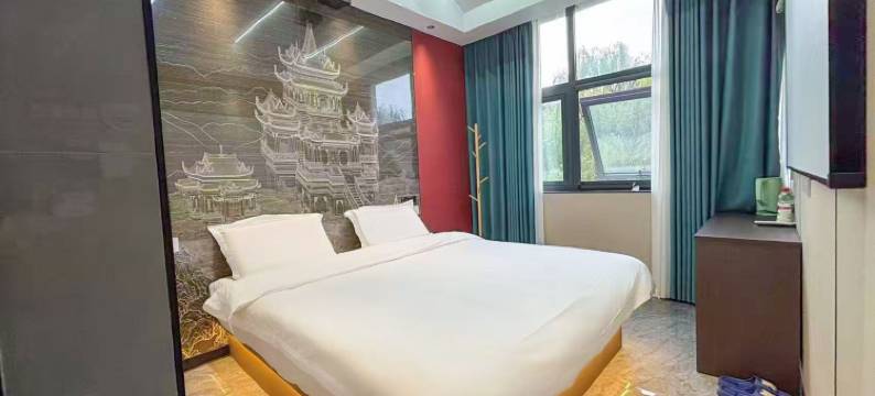 红尘来客民宿(洛邑古城店)图片