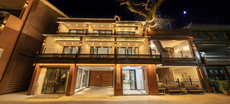 泸沽湖墨梵•MOVAN湖景花园度假酒店图片