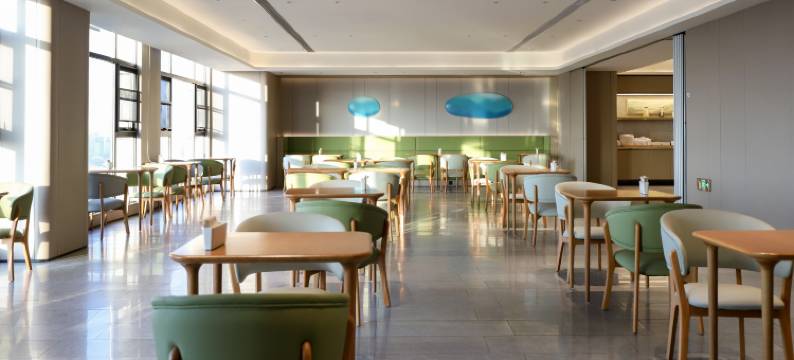 安曼·天空之城民宿(衢州坤德金佰汇广场店)图片