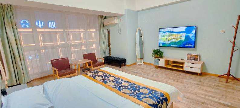 银川逅海主题酒店(西夏万达店)图片