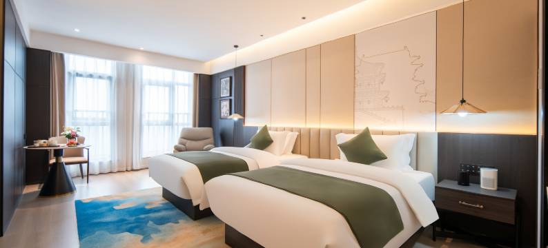 马鞍山东站丽呈睿轩酒店图片