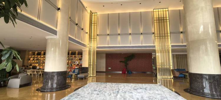 凯莱斯顿国际酒店(临沧市政府广场店)图片