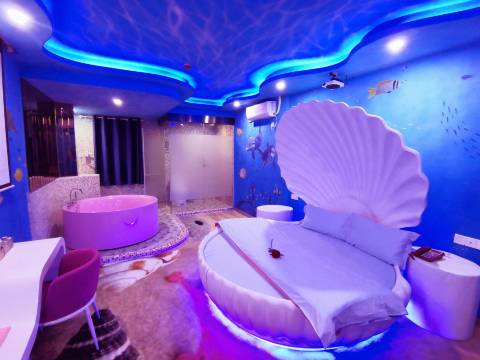 西岸美宿酒店(武汉黄鹤楼户部巷店)