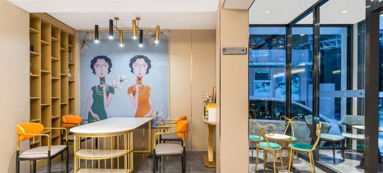 白玉兰酒店(青岛奥帆中心小麦岛公园店)图片