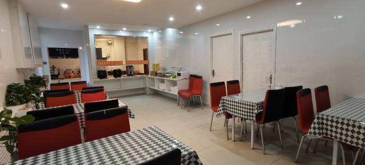 艾维斯酒店图片