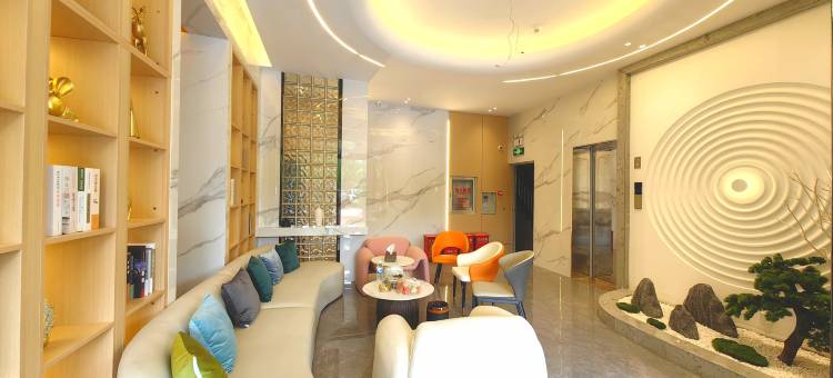 禄劝柏林酒店图片