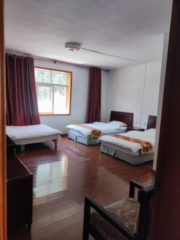 四姑娘山金格来客栈