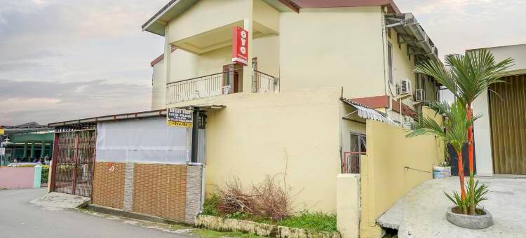 OYO Life 2502沙雅利亚特里安塔玛寄宿(OYO Life 2502 Syariah Triantama Kost)图片