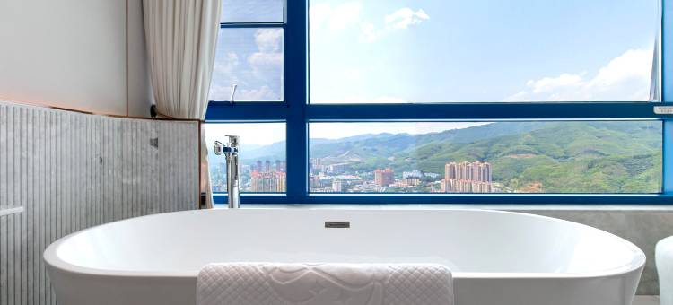 孔雀城景兰星光酒店(景洪市告庄星光夜市店)图片
