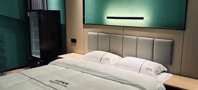 云游电竞酒店(奥莱店)图片