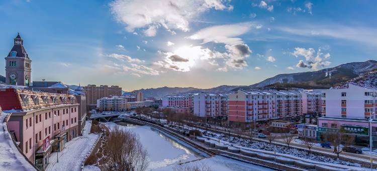 随风驿湖畔雪山度假酒店(崇礼店)图片