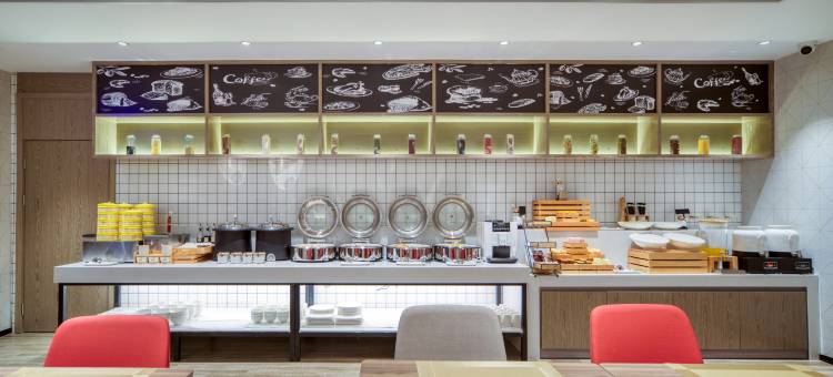 柏曼酒店(河池职教中心状元店)图片