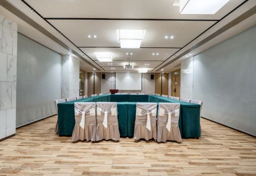 Parkgeun Hotel (Longkou West Subway Station Branch, Guangzhou Tianhe Sports Center) Hotel Overview