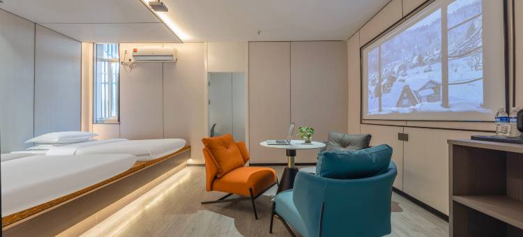 逸宿轻居酒店(余姚万达广场店)图片