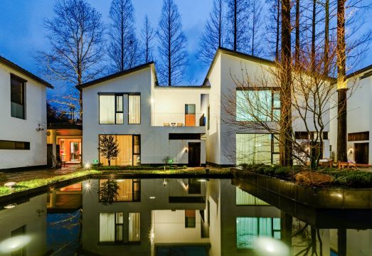 花筑·宣纸源川藏线设计师民宿外景图