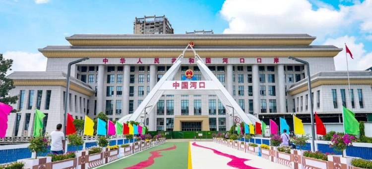 奥宝龙酒店(河口北站店)图片