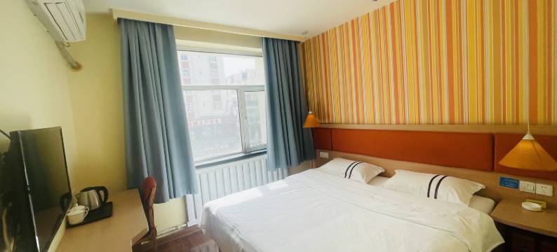 乌鲁木齐尤家酒店(红山玉器古玩城店)图片