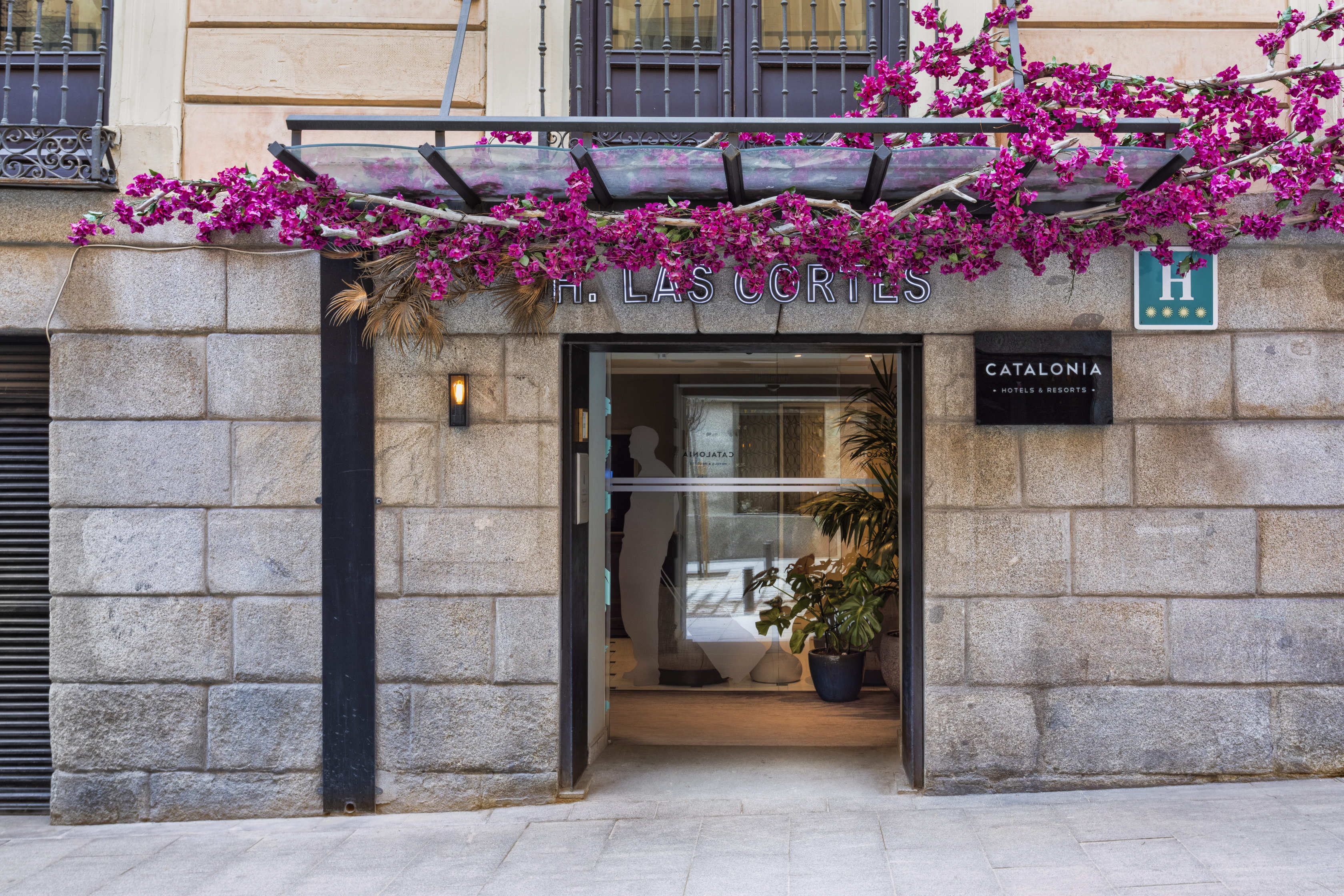 Catalonia Las CortesOver view