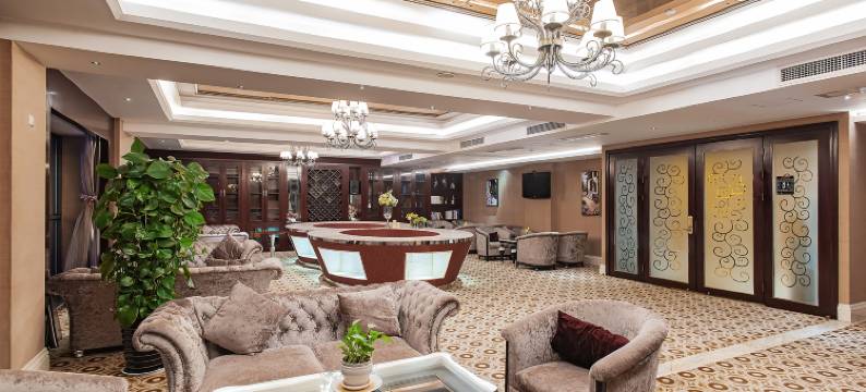 兴义富康国际酒店(桔山广场梦乐城购物中心店)图片