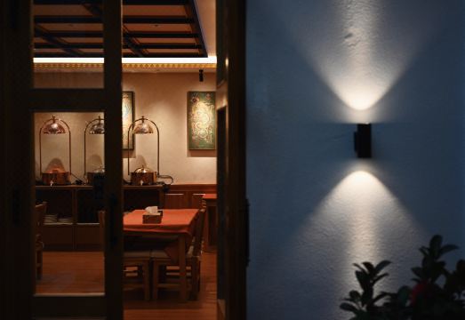 Manna Hotel Shangri-La Hotel Overview