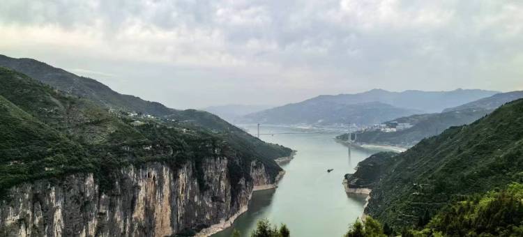 奉节山外来客民宿(三峡之巅店)图片